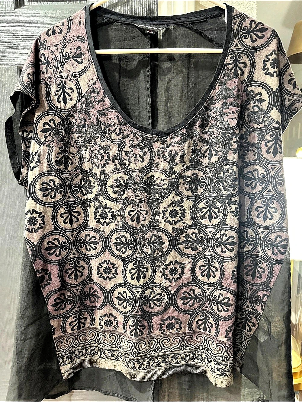 Rock & Republic Printed Tunic top in Pink purple & Black Size XL Like New fall